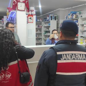 Demirci’de Esnaflara Yönelik Kadına Yönelik Şiddetle Mücadele Çalışması Yapıldı - fotoğraf 4