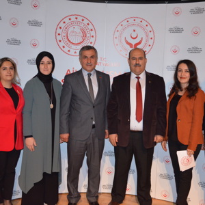 Finansal Okur Yazarlık ve Kadınların Ekonomik Güçlenmesi Konulu Panel Gerçekleştirildi - fotoğraf 15