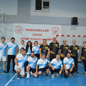 Kuruluşlar Arası Voleybol Turnuvası Sona Erdi - fotoğraf 2