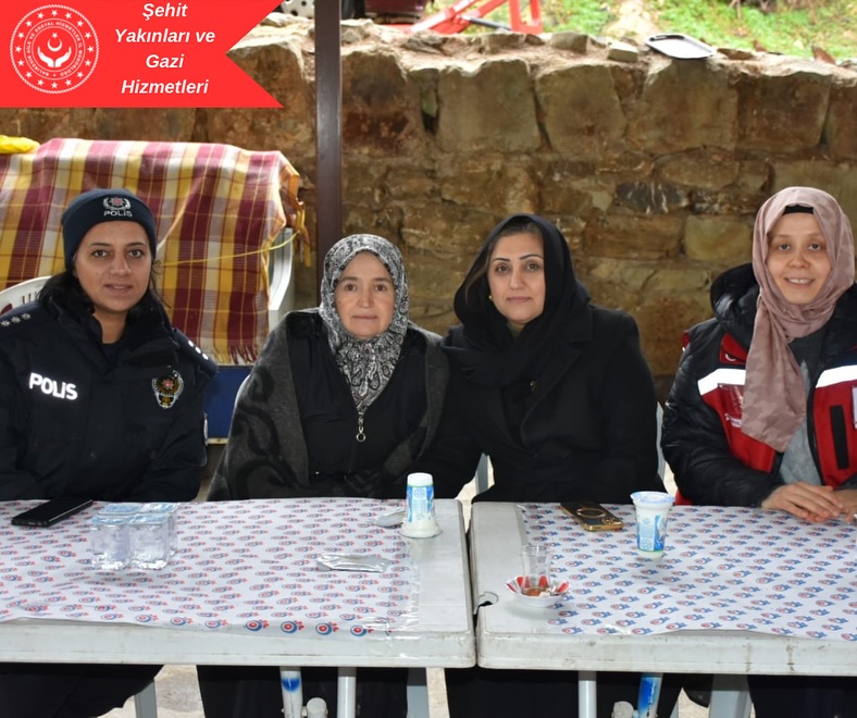 İl Müdürümüz Sayın Emine BÖÇKÜN, Aziz Şehidimiz Polis Memuru Emirhan ARAMIŞ'ın Mevlid Programına Katılım Sağladı