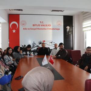 Şehit Yakınları ve Gazilere Yönelik Hizmetlerde Mevzuat Eğitimi Gerçekleştirildi - fotoğraf 2