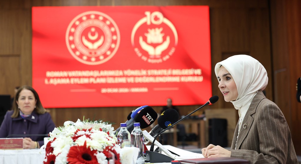 Bakanımız Göktaş, Roman vatandaşlara yönelik strateji belgesi ve eylem planıyla ilgili toplantıda konuştu