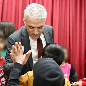 Valimiz Sayın Mehmet Makas Fehmi Öney Çocuk Evleri Sitesi Müdürlüğümüzü Ziyaret Etti. - fotoğraf 1