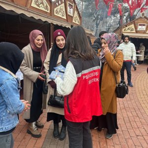 Sokak Lezzetleri Şenliği’nde Kadına Yönelik Şiddetle Mücadele alanında farkındalık yaratmak - fotoğraf 3