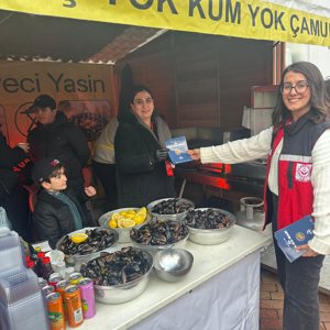 Sokak Lezzetleri Şenliği’nde Kadına Yönelik Şiddetle Mücadele alanında farkındalık yaratmak - fotoğraf 1