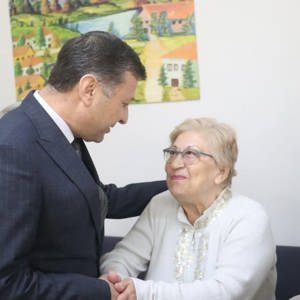 Süreyya Yavuz Hanımefendiden Yücel Huzurevine Veda Ziyareti - fotoğraf 5