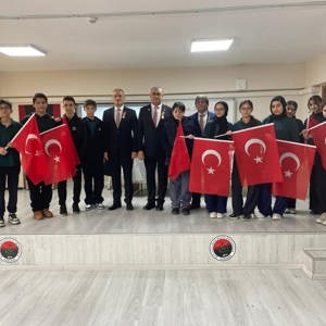 Vatan Ve Kahramanlık Buluşmaları Programı Kapsamında Değerli Öğrencilerimiz İle Gazilerimiz Bir Araya Geldi - fotoğraf 7