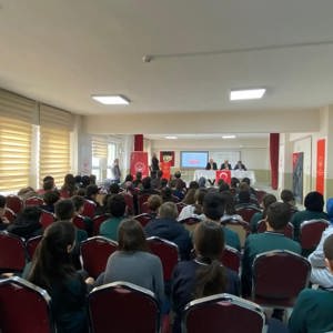 Vatan Ve Kahramanlık Buluşmaları Programı Kapsamında Değerli Öğrencilerimiz İle Gazilerimiz Bir Araya Geldi - fotoğraf 4
