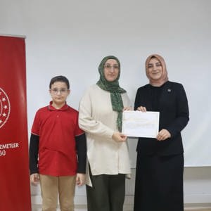 Modüler Aile Eğitim Programını Başarı ile Bitiren Öğrenci Velilerine Belge Takdimi - fotoğraf 19