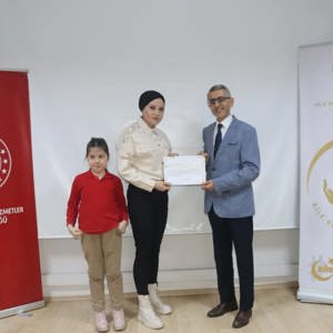 Modüler Aile Eğitim Programını Başarı ile Bitiren Öğrenci Velilerine Belge Takdimi - fotoğraf 17
