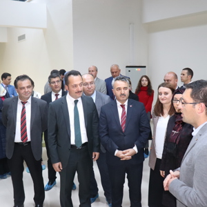 "Yüz Yüze" Projesi Kapsamında Özel Gereksinimli Çocuklar Yüzme Öğreniyor - fotoğraf 3