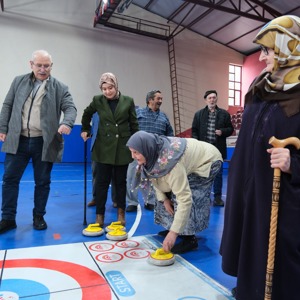 “Floor Curling” Sporu Müdürlüğümüze Bağlı Olarak Hizmet Veren Resmi Huzurevlerimizde Tanıtıldı - fotoğraf 6