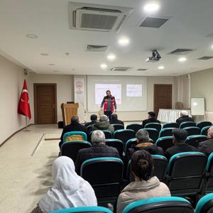Büyüklerimiz İçin Dijital Okuryazarlık Eğitimi - fotoğraf 3