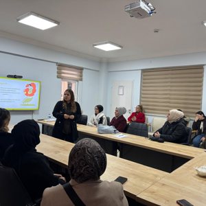 “Olumlu Ebeveynlik Becerileri” konulu eğitim - fotoğraf 1