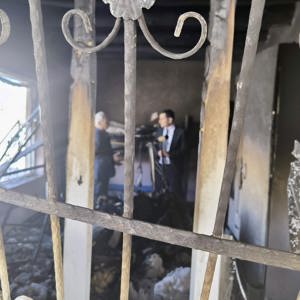 Yangında Evi Zarar Gören Akdoğan Ailesine Sosyal Hizmet Desteği - fotoğraf 1