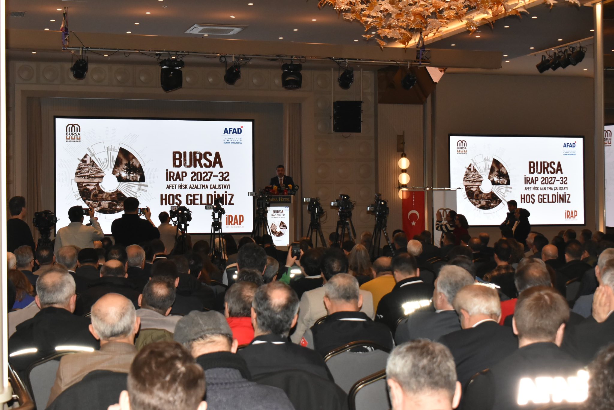 Bursa Belediyeler Birliği ev sahipliğinde “Bursa İRAP 2027–2032 Afet Risk Azaltma Çalıştayı” gerçekleştirildi.