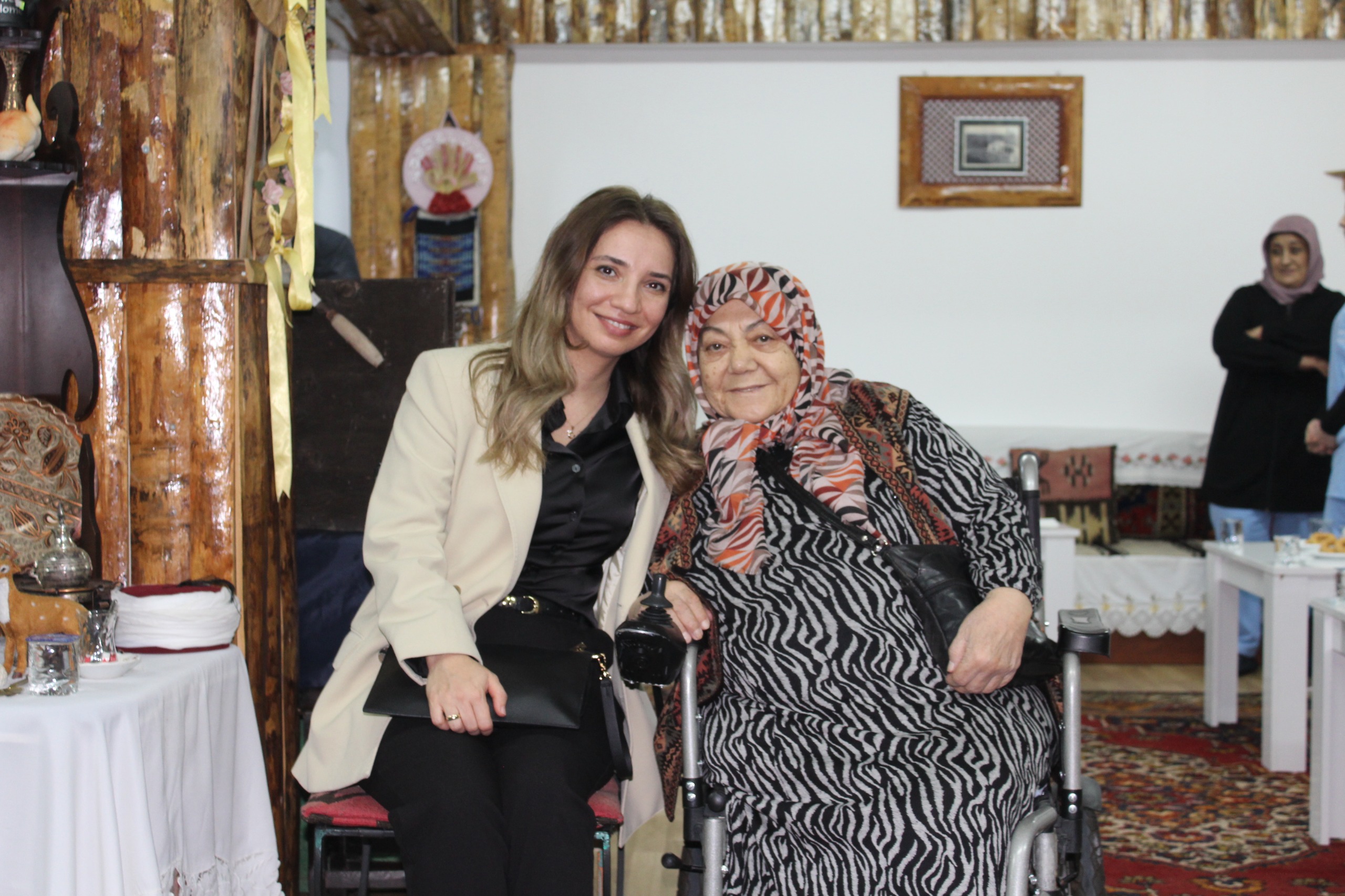 İl Müdürümüz Sayın Sezgi ARPACI ELALDI'nın Huzurevi Ziyareti