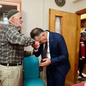 Valimiz Sayın Oktay Çağatay İlk Ziyaretini Aziz Şehidimiz Nuri Özcanın Kıymetli Ailesine Gerçekleştirdi - fotoğraf 9