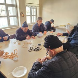 Ahlat Engelsiz Yaşam Bakım Merkezi'mizde renkler tuvale dokunur, emek sabırla şekillenir - fotoğraf 2