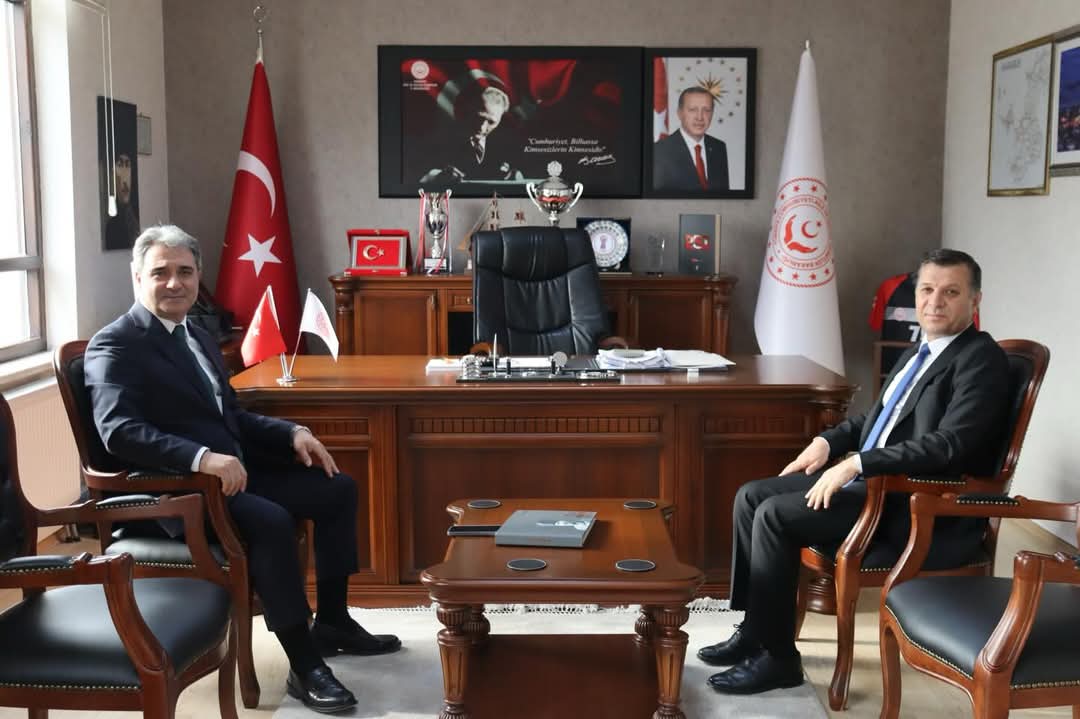 Karabük Polis Meslek Eğitim Merkezi Müdürü İl Müdürümüz Abdurrahman Bilgiçe İadei Ziyarette Bulundu