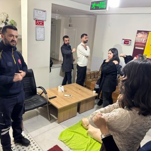 “İlk Yardım ve Acil Müdahale Eğitimi”  - fotoğraf 1