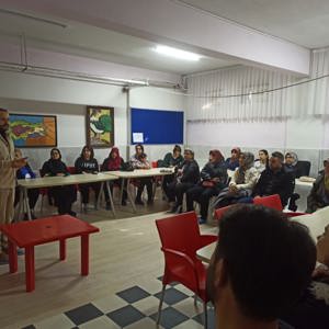 Aile Eğitim Programı Kapsamında Velilere Yönelik Eğitim Gerçekleştirildi - fotoğraf 1