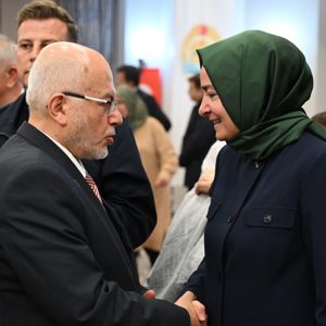 Şehit Ailelerimiz ve Gazilerimiz Onuruna Program Gerçekleştirildi - fotoğraf 9