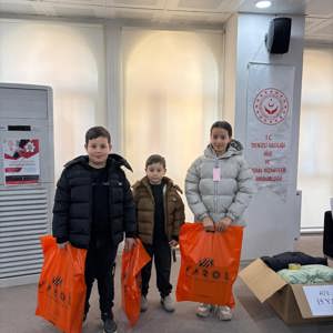 2025 Aile Yılı Kapsamında “Şefkatle Isınan Yürekler” Kışlık Destek Programı Gerçekleştirildi - fotoğraf 5