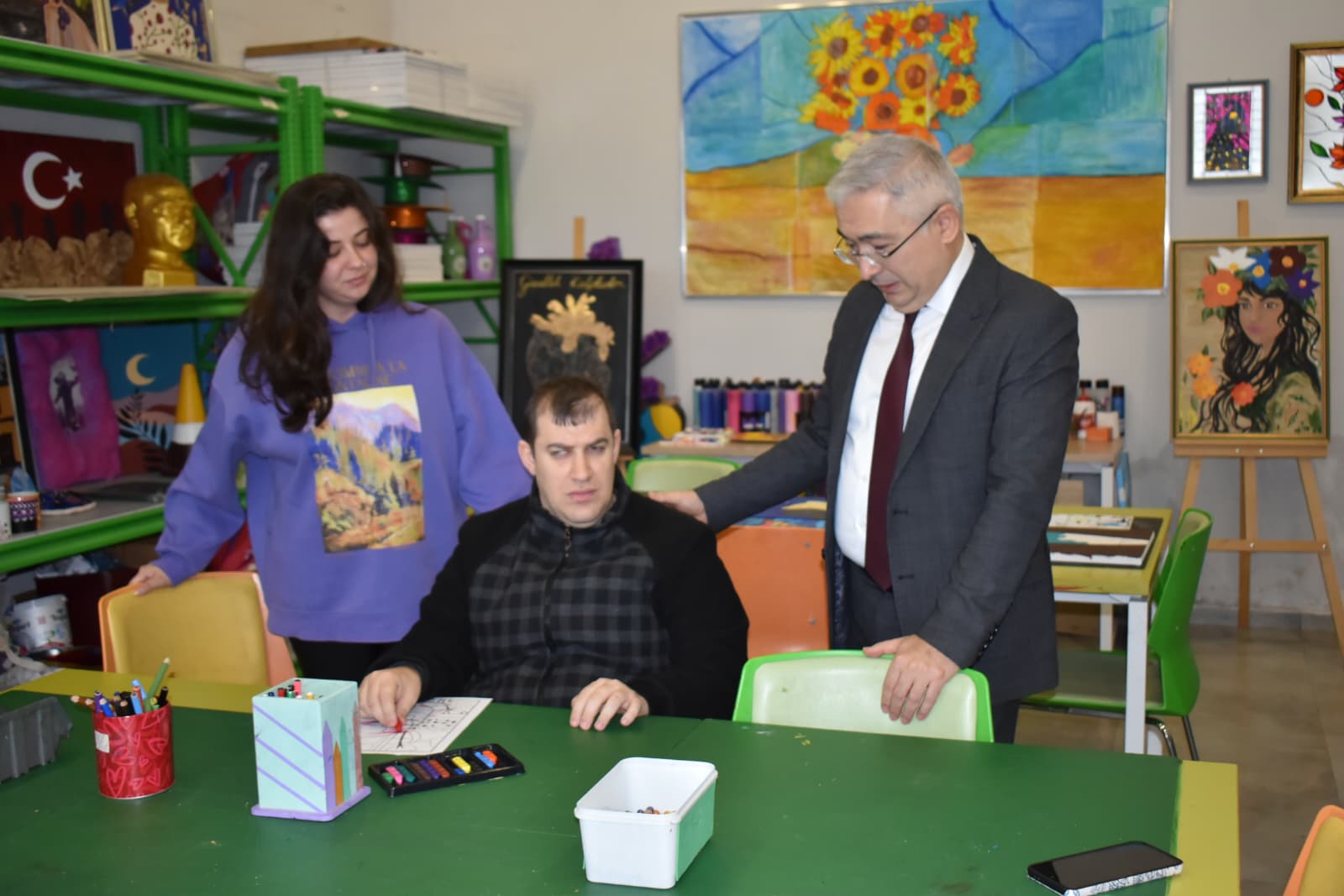 İl Müdürümüz Faruk Uysal, Celal Sönmez Gündüzlü Bakım Merkezi Sakinleri ve Personelimizle Bir Arada