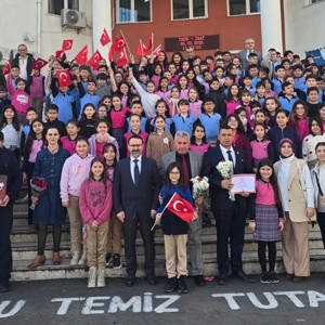 Salihli’de “Vatan ve Kahramanlık Buluşması” Gerçekleştirildi - fotoğraf 3