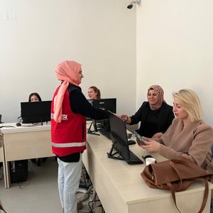 Elbistan’da Aile Yılı Kapsamında “Kadına El Kalkamaz” Bilinçlendirme Çalışması - fotoğraf 2