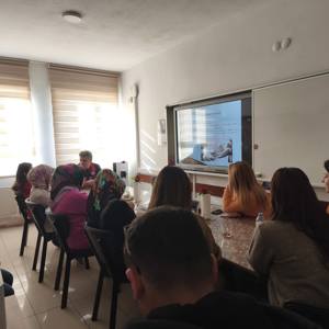 Değerlerin Edinilmesinde Ailenin Rolü' konulu eğitim verildi. - fotoğraf 1