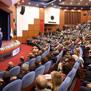 Aile Yılı Etkinlikleri “Hayata Şiirden Bakmak” Konferansıyla Tamamlandı - fotoğraf 4