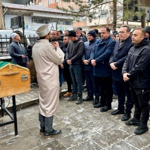 Aziz Şehidimiz Yılmaz Arığ’ın Kıymetli Annesi Akile Teyzemizi Ebediyete Uğurladık - fotoğraf 1