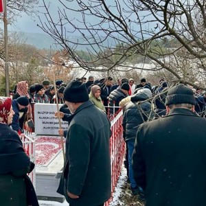 Aziz Şehidimiz Yılmaz Arığ’ın Kıymetli Annesi Akile Teyzemizi Ebediyete Uğurladık - fotoğraf 5