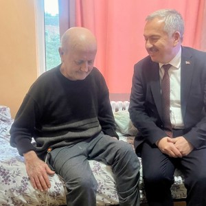 Asırlık Çınarlarımızla Gönül Buluşması, İnebolu Huzurevimize Anlamlı Ziyaret - fotoğraf 2
