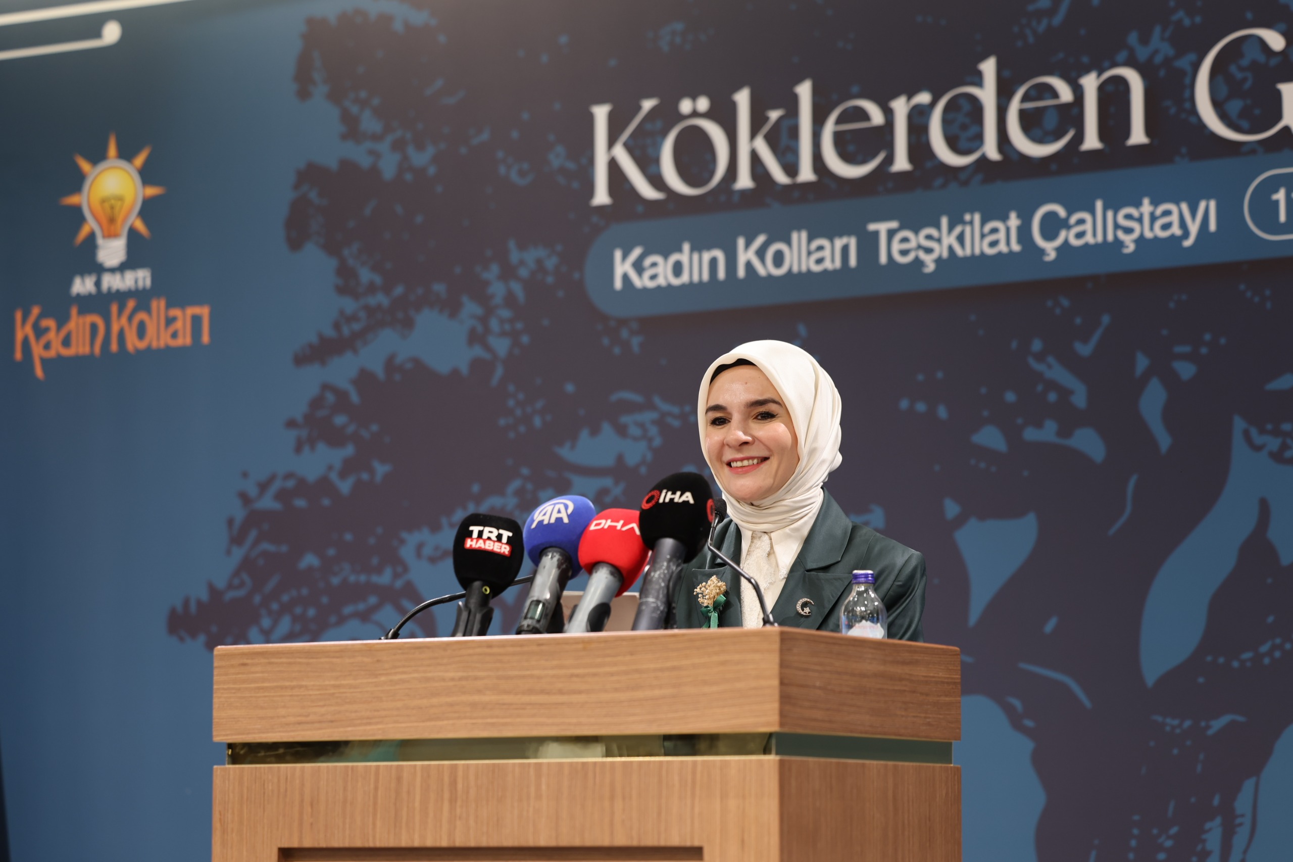 Bakanımız Göktaş, "Köklerden Geleceğe Teşkilat Çalıştayı"nda konuştu