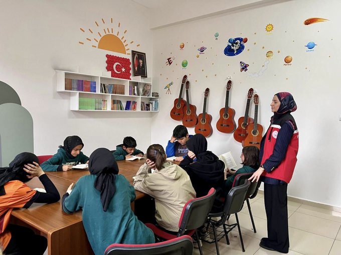Çocuk Hakları Komitesi Üyesi Yavrularımızla Birlikte, Keyifli bir Kitap Okuma Etkinliği Gerçekleştirdik.