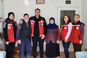 Mutlu Evliliklerinde 64. Senelerini Geride Bırakan Çok Değerli Yolci Ailesine Kahve Bahane Projesi Kapsamında Konuk Olduk.