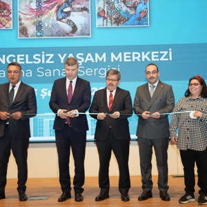  “Aynalarla Anadolu” Sergisi Ziyaretçilerle Buluştu - fotoğraf 1