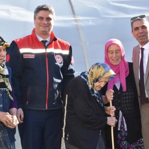 Kuşaklar Arası Dayanışmayla Fidanlar Toprakla Buluştu - fotoğraf 3