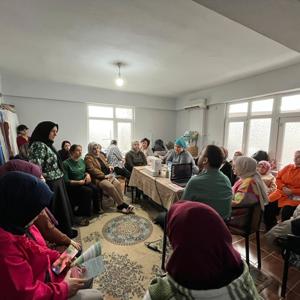 Tirebolu Aile Danışmanlığı Merkezi’nde Koruyucu Aile Hizmet Modeli Tanıtıldı. - fotoğraf 1
