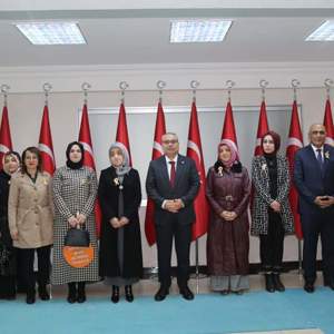 25 Kasım Kadına Şiddete Karşı Uluslararası Mücadele Günü  - fotoğraf 6