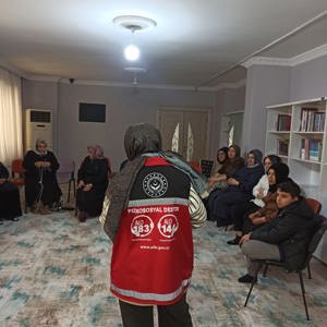 Kadına Yönelik Şiddetle Mücadele Eğitimi - fotoğraf 2