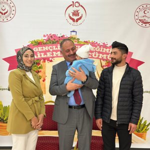  Valilik Himayelerinde, İl Müdürlüğümüz Koordinasyonunda Genç Çiftlerimizle Yemek Programı Düzenlendi - fotoğraf 3