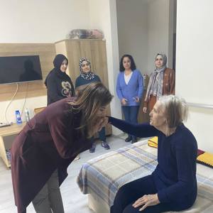 İl Müdürümüz Salihli Huzurevi Müdürlüğüne Ziyaret ve Denetim Bulundu - fotoğraf 4