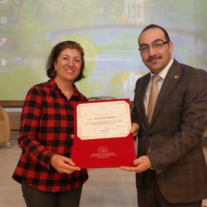 “Yaşlılığa Çok Yönlü Bakış” Paneli Gerçekleştirildi - fotoğraf 7