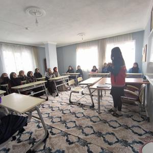 📍 Erken Yaşta ve Zorla Evliliklerle Mücadele ile Kadına Yönelik Şiddet Konularında Bilgilendirme Gerçekleştirildi - fotoğraf 2