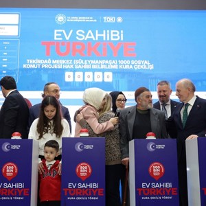 Aile ve Sosyal Hizmetler Bakanımız Göktaş, Tekirdağ'da sosyal konutların kura çekilişinde konuştu - fotoğraf 4