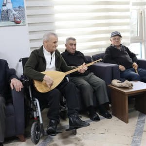 Aile Ve Sosyal Hizmetler Bakan Yardımcımız Sayın Dr. Sevim Sayım Madak Yücel Huzurevimizi Ziyaret Etti - fotoğraf 6